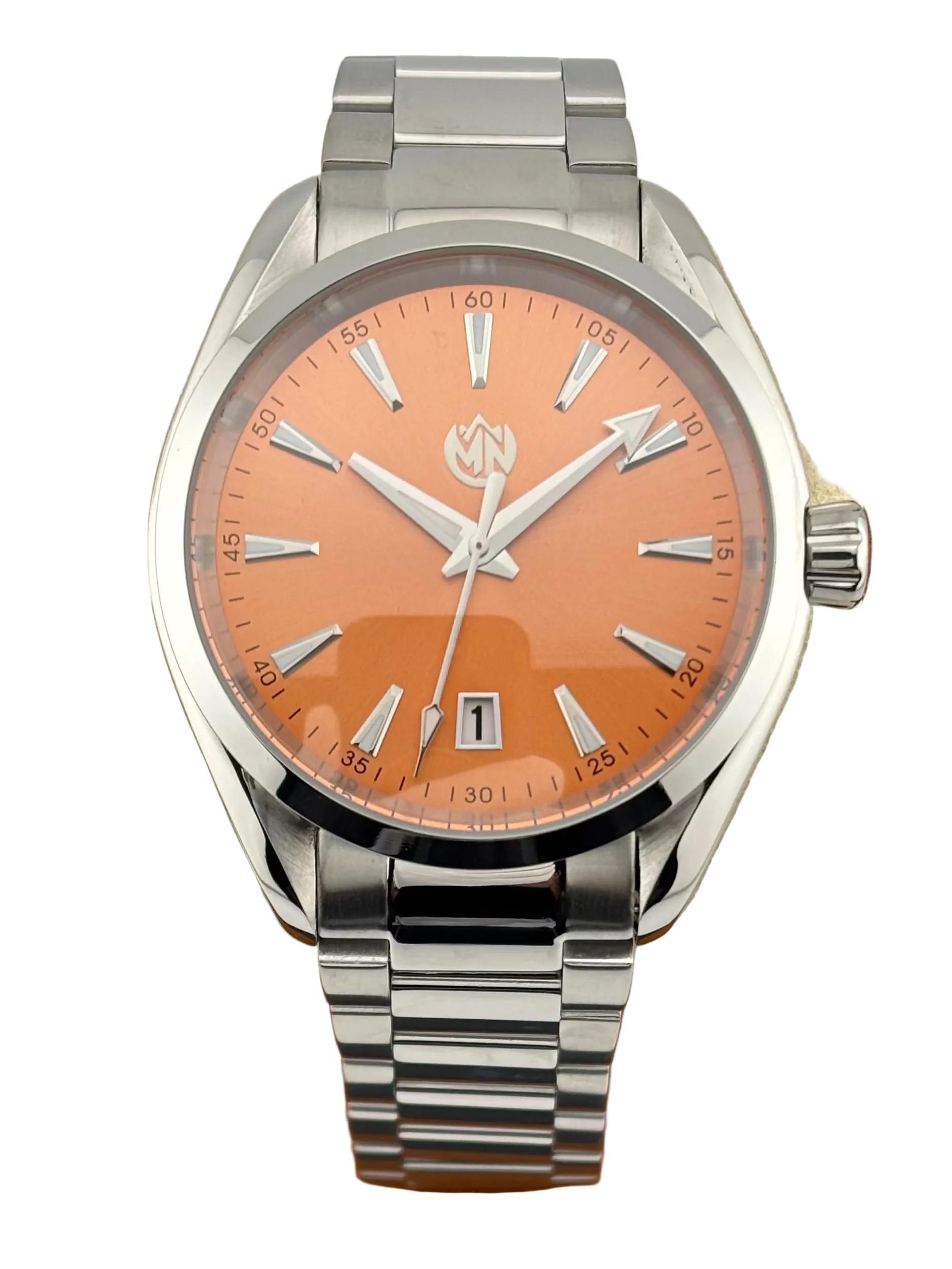 Mechanical sports watch with stainless steel case and bracelet, lumed hands and markers