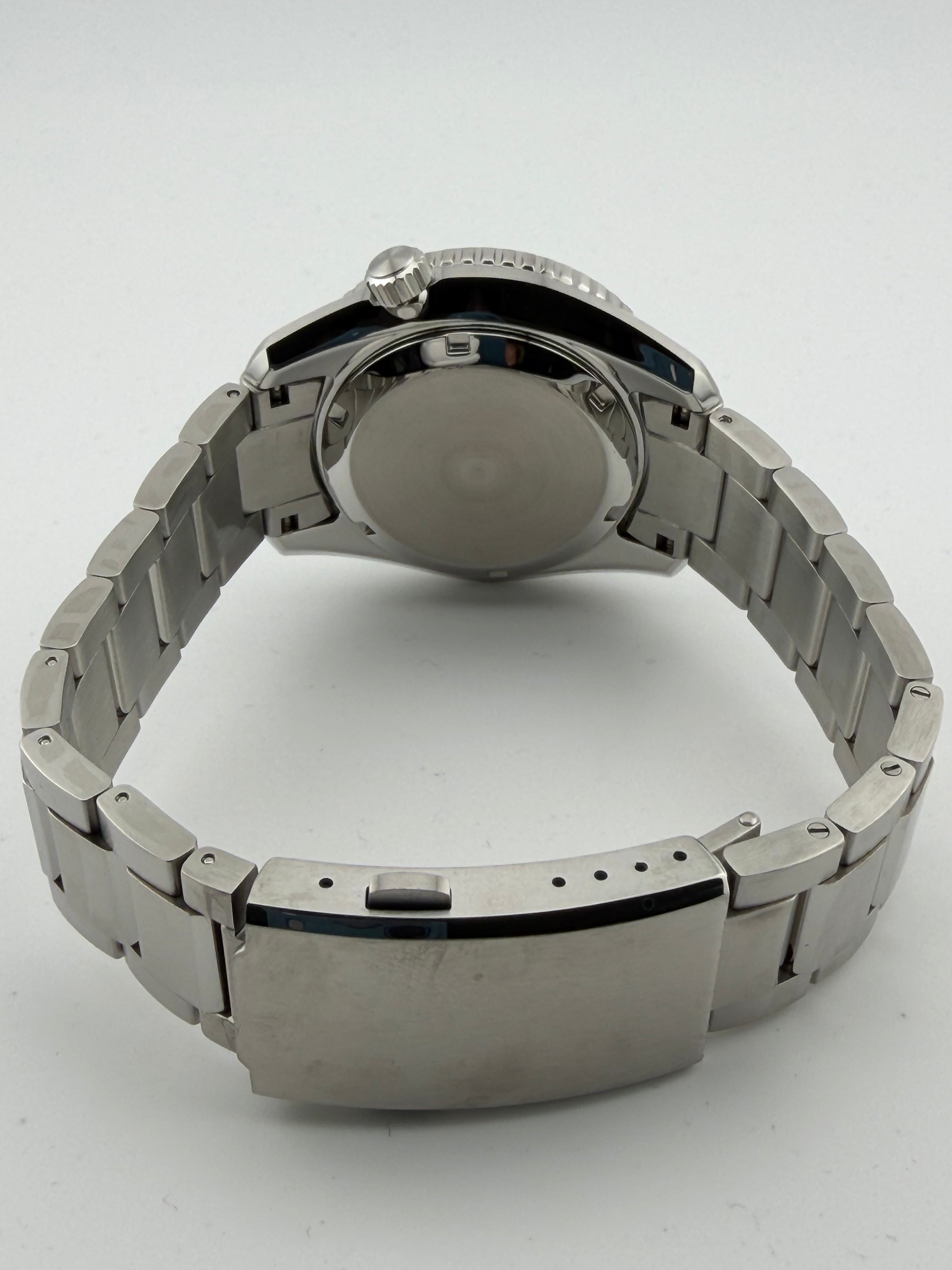 Titanium Blue (Diver)