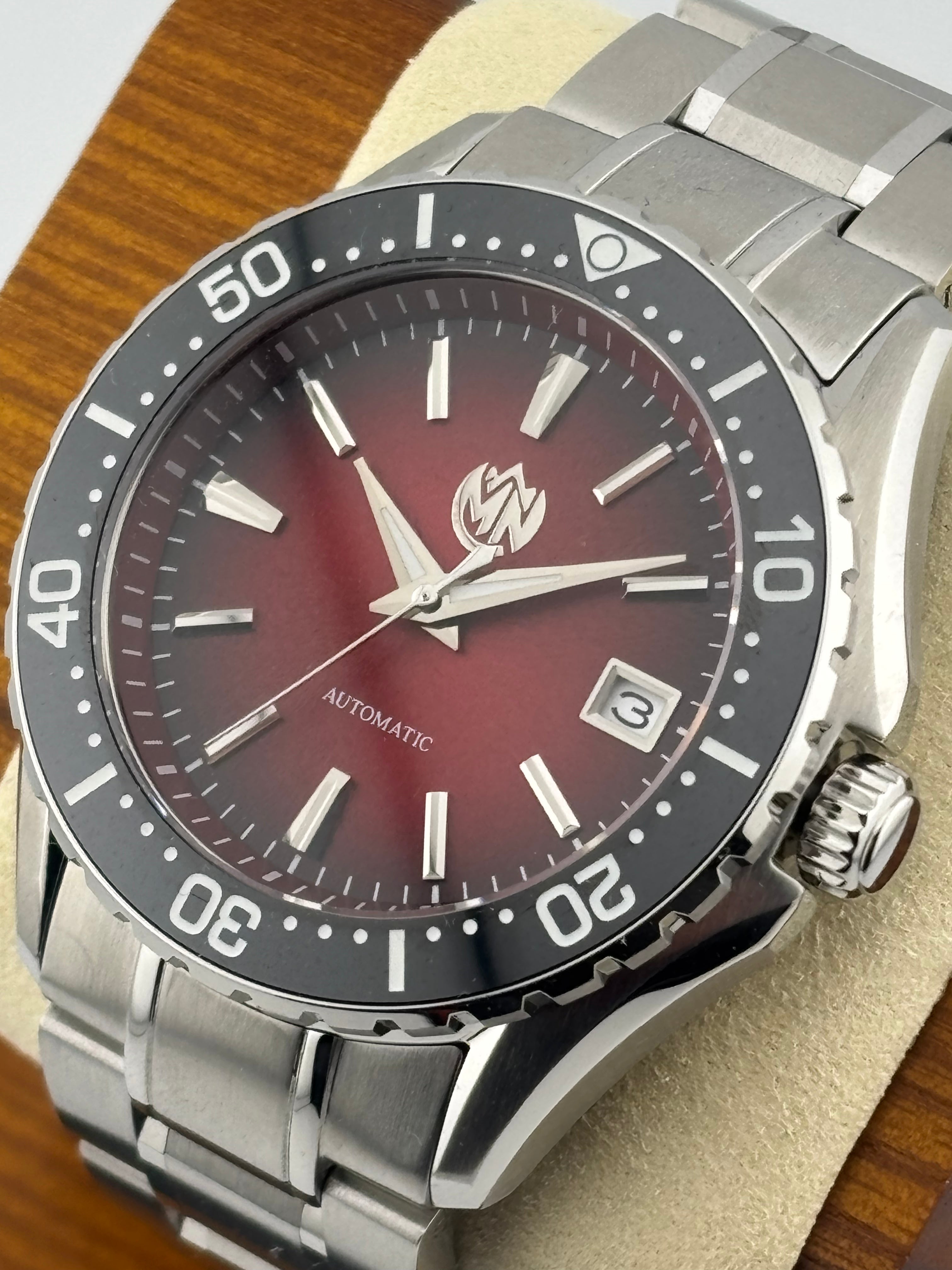 Burnt Red (Diver)