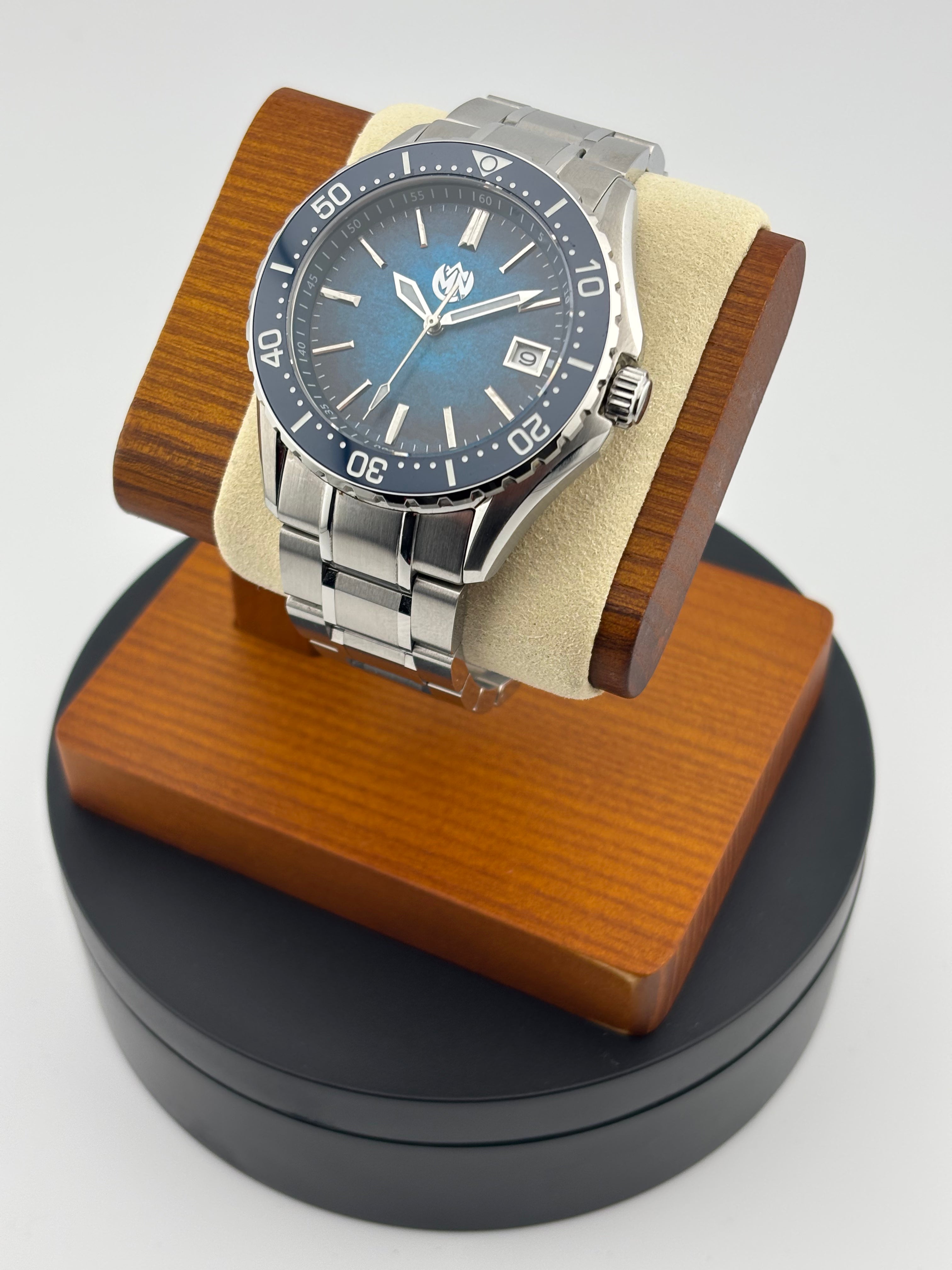 Midnight Blue (Diver)