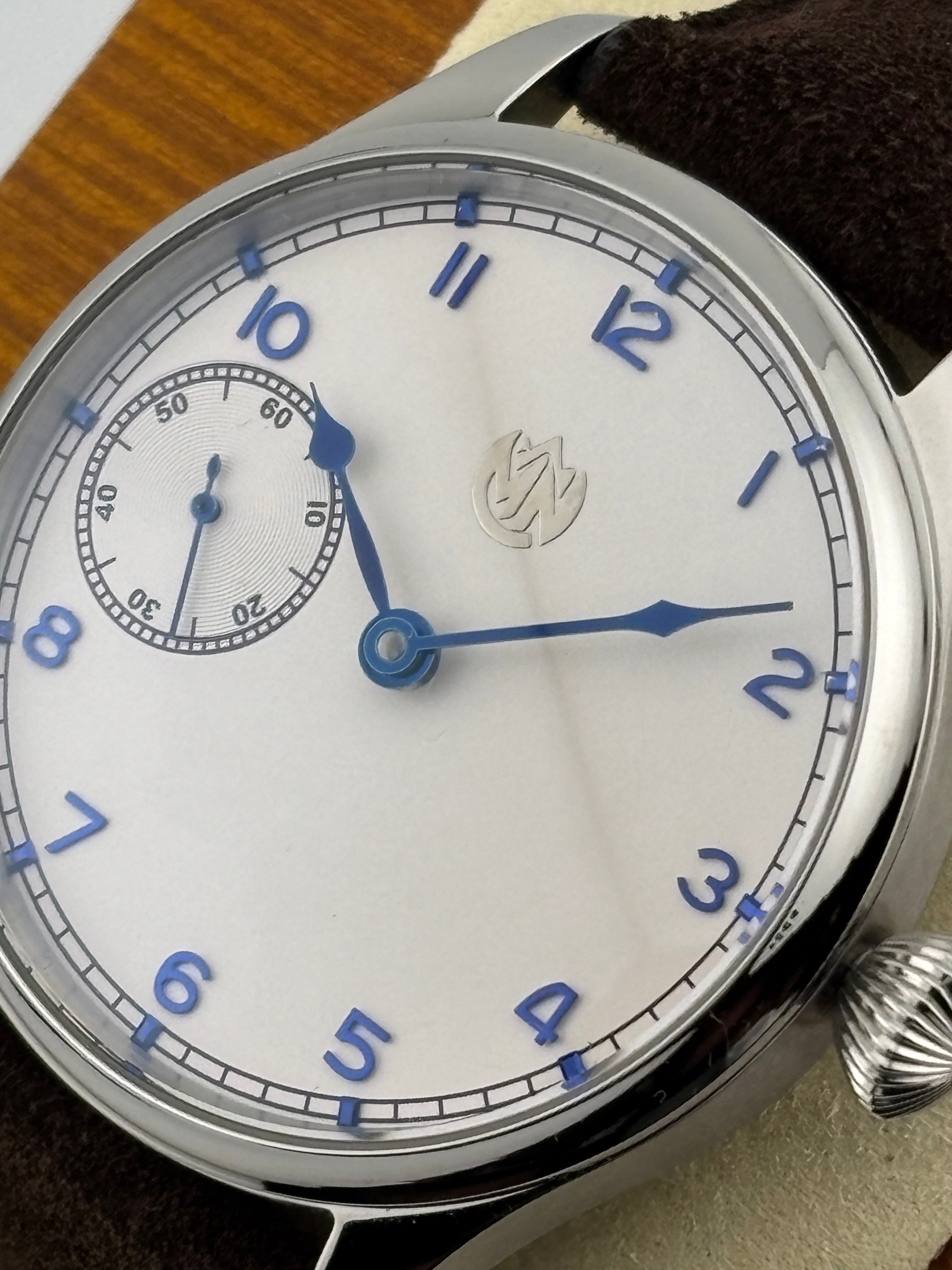 "Iberian" Silver Crown (Dress)