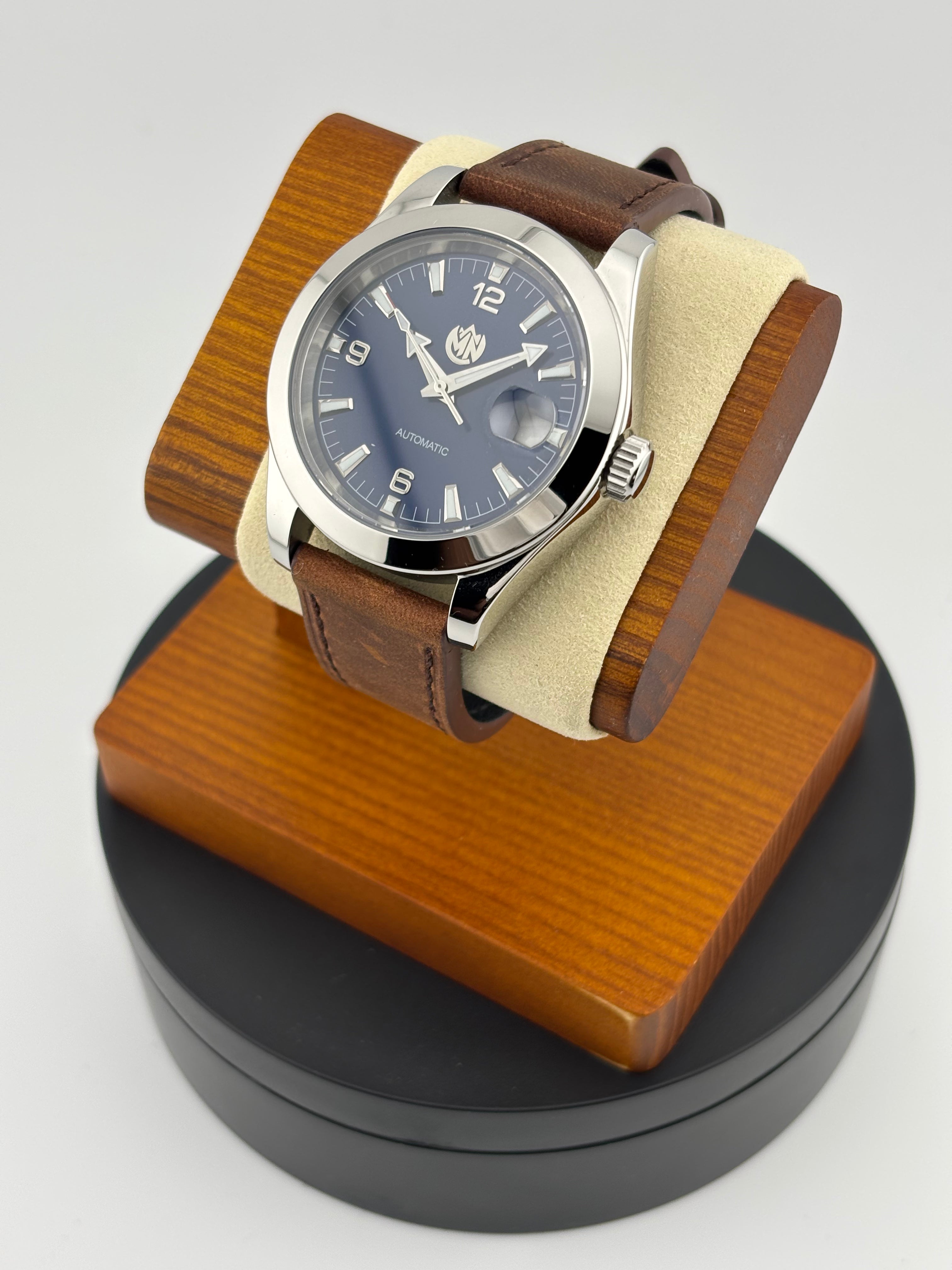 Deep Navy Leather (Field)