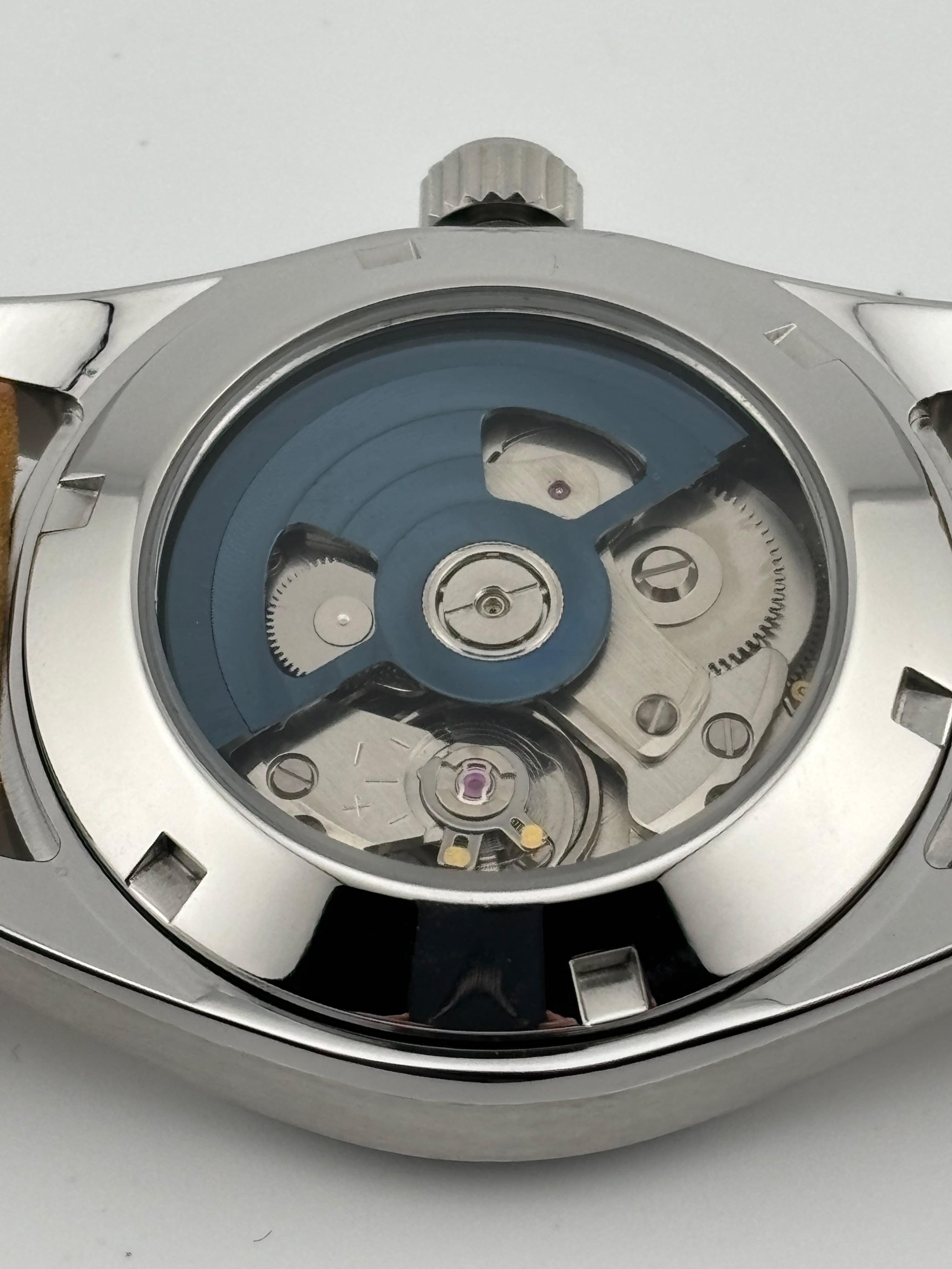 Sunburst Blue & Red (Field)