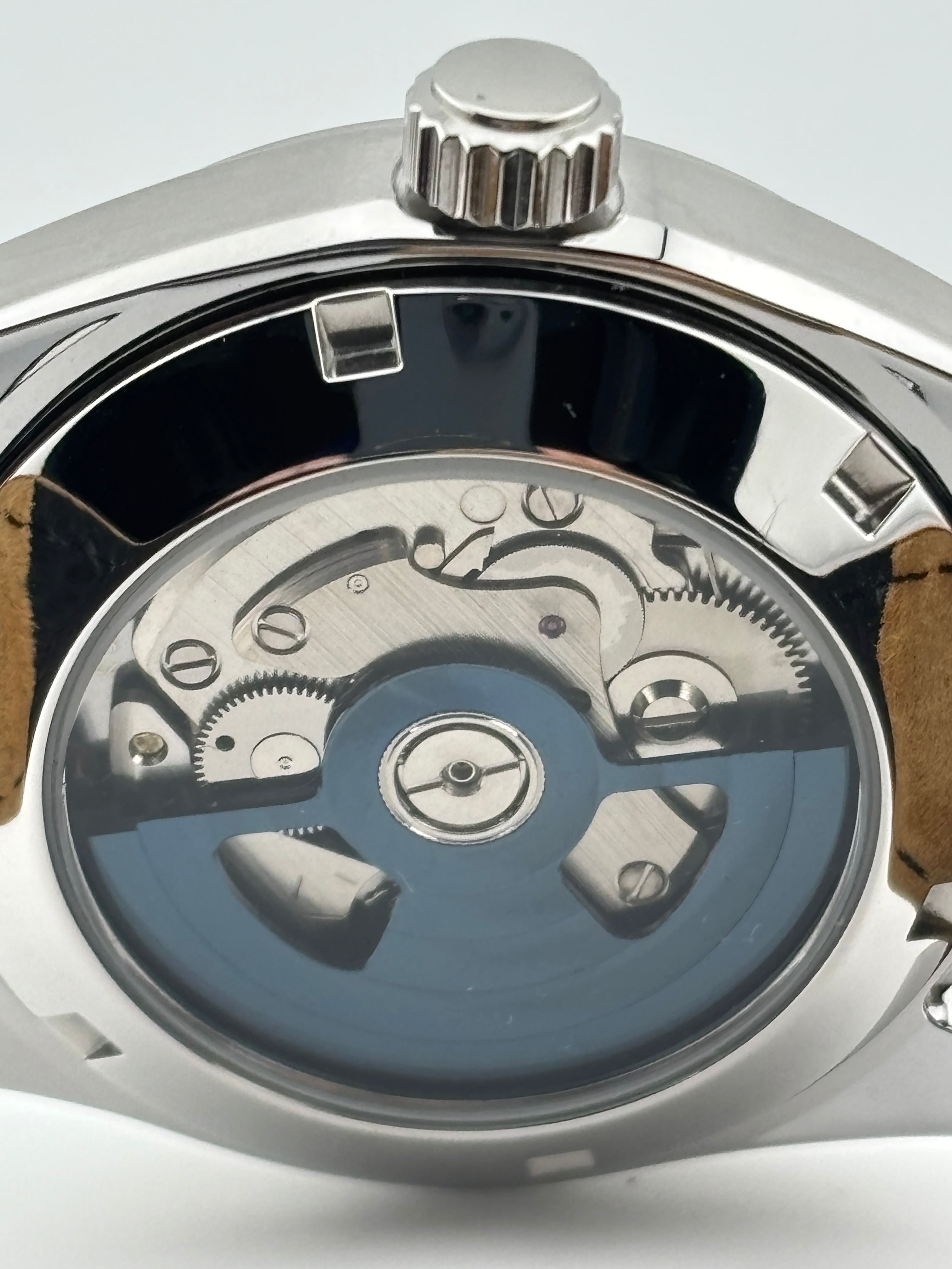 Sunburst Blue & Red (Field)