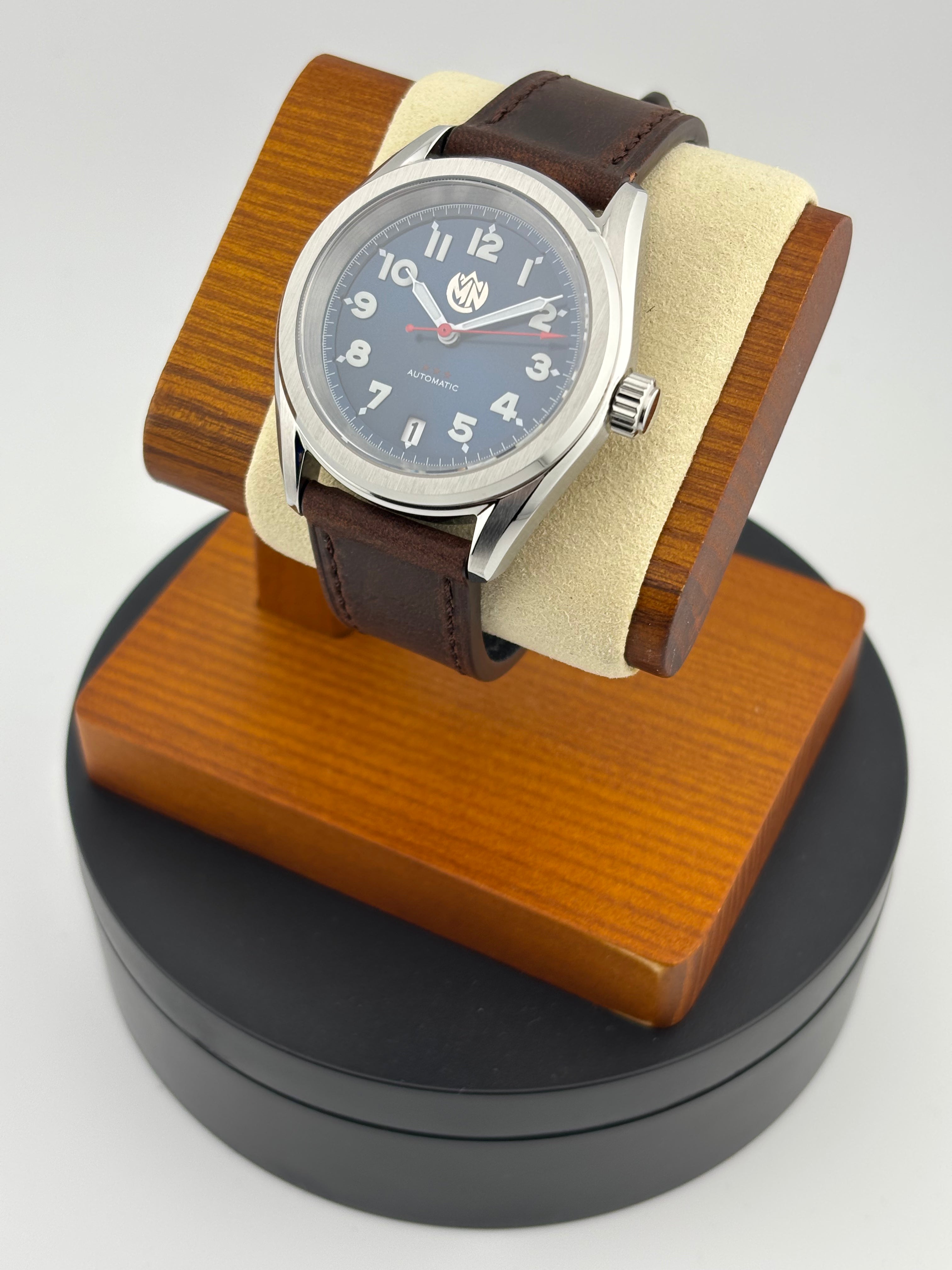 Sunburst Blue & Red (Field)