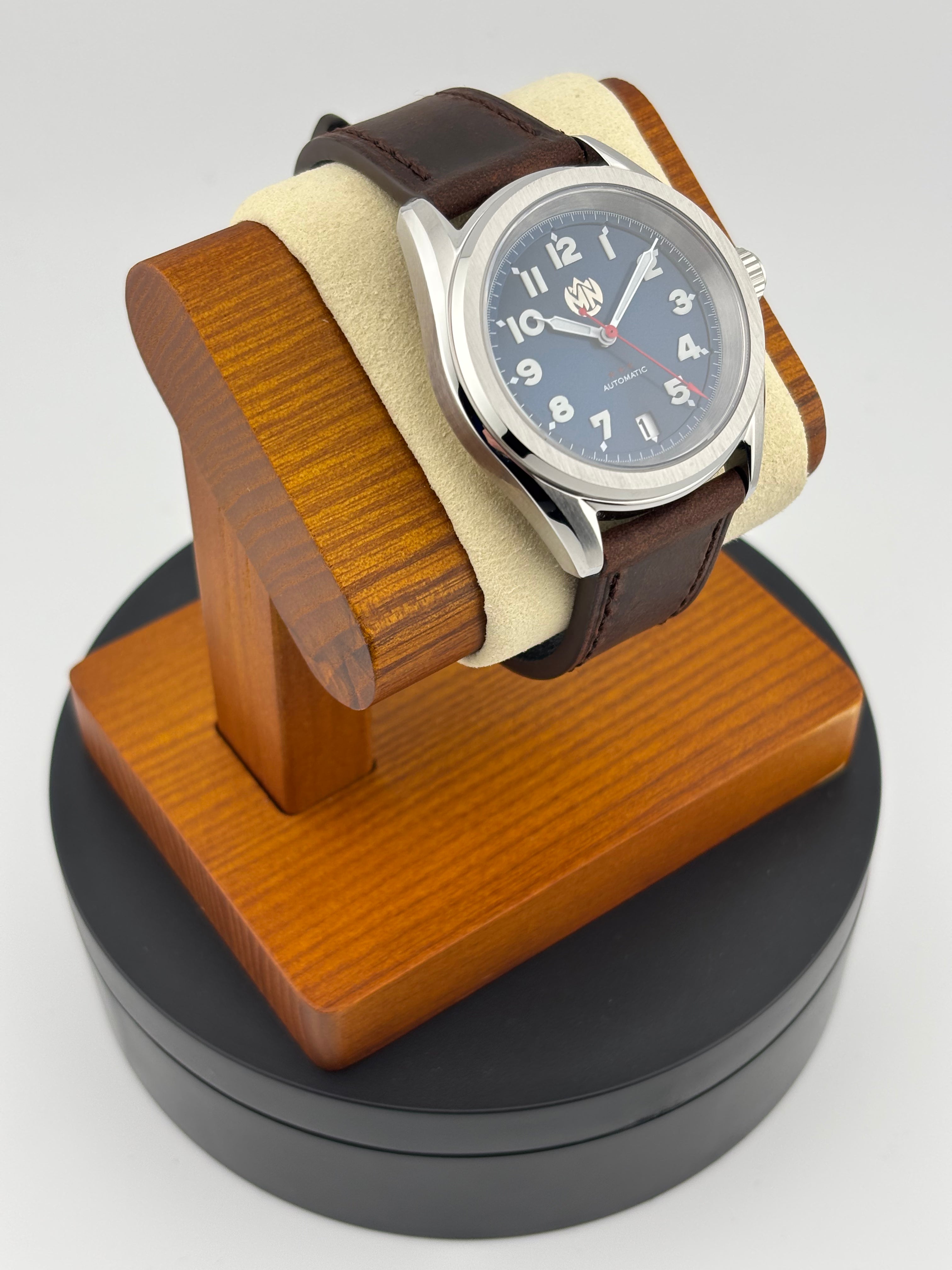 Sunburst Blue & Red (Field)