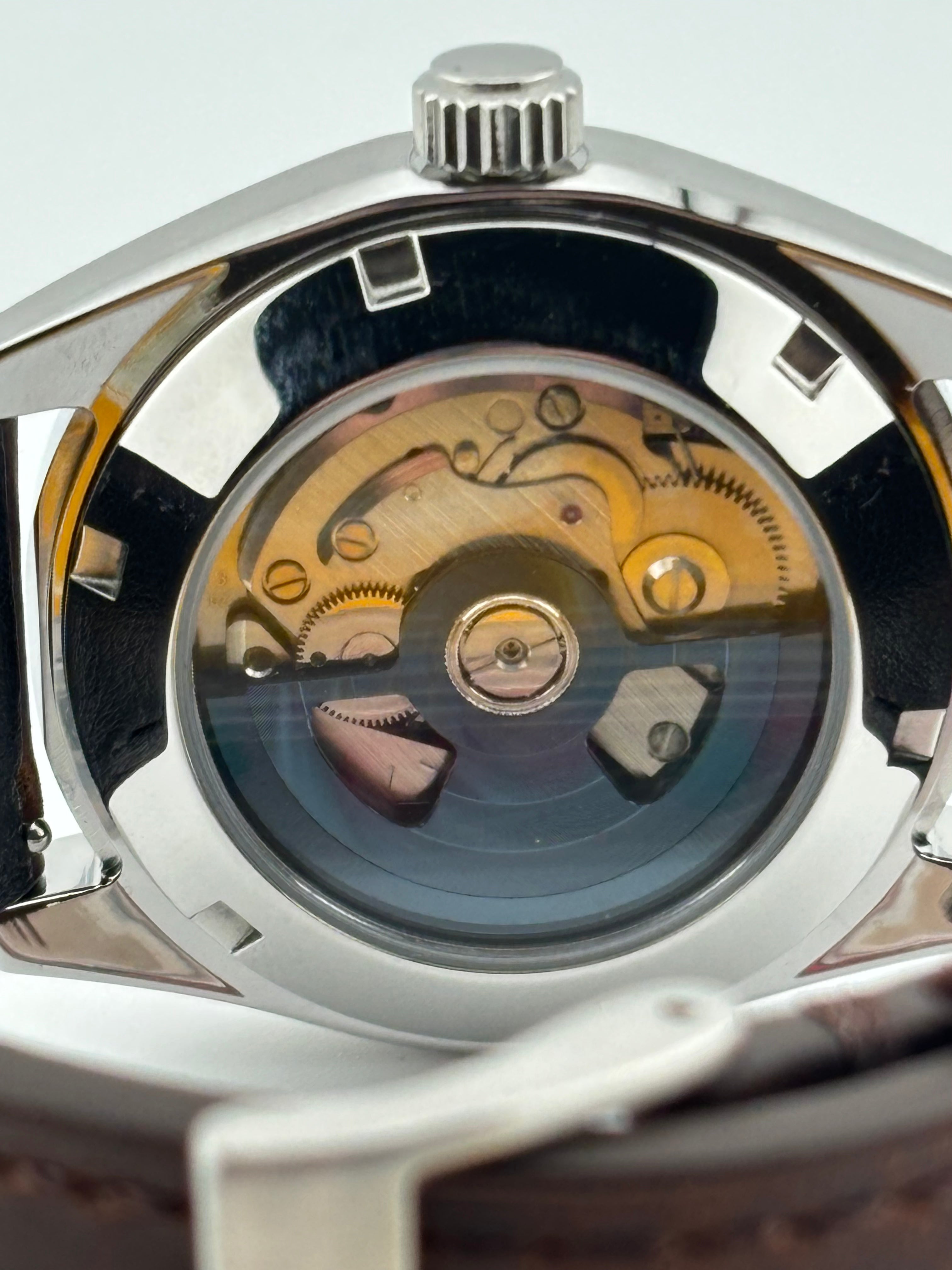 Sunburst Blue & Red (Field)