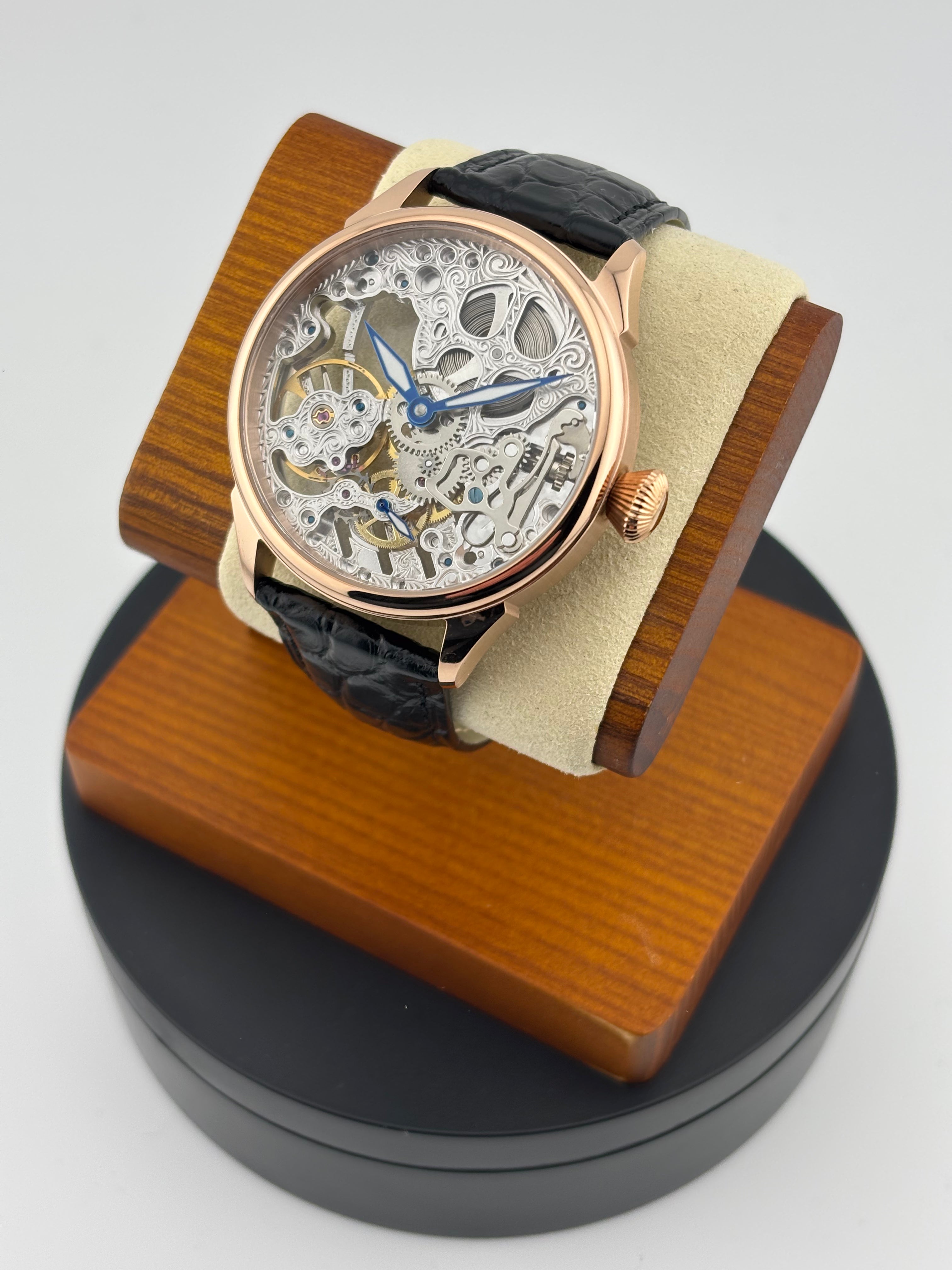 "Apertus" Skeleton Rose Gold (Dress)