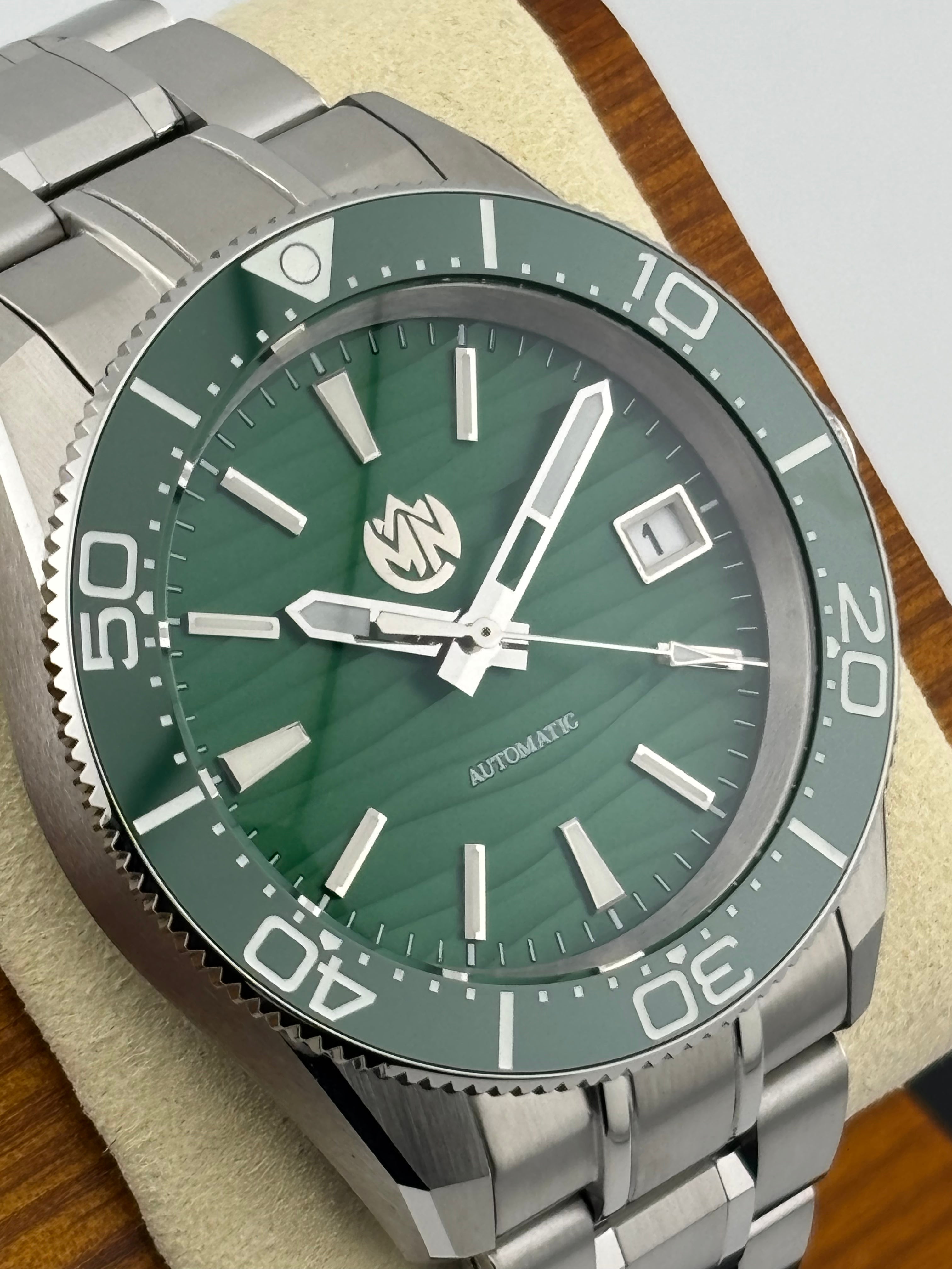 MN Watches All Green Dive Watch with stainless steel case and bracelet