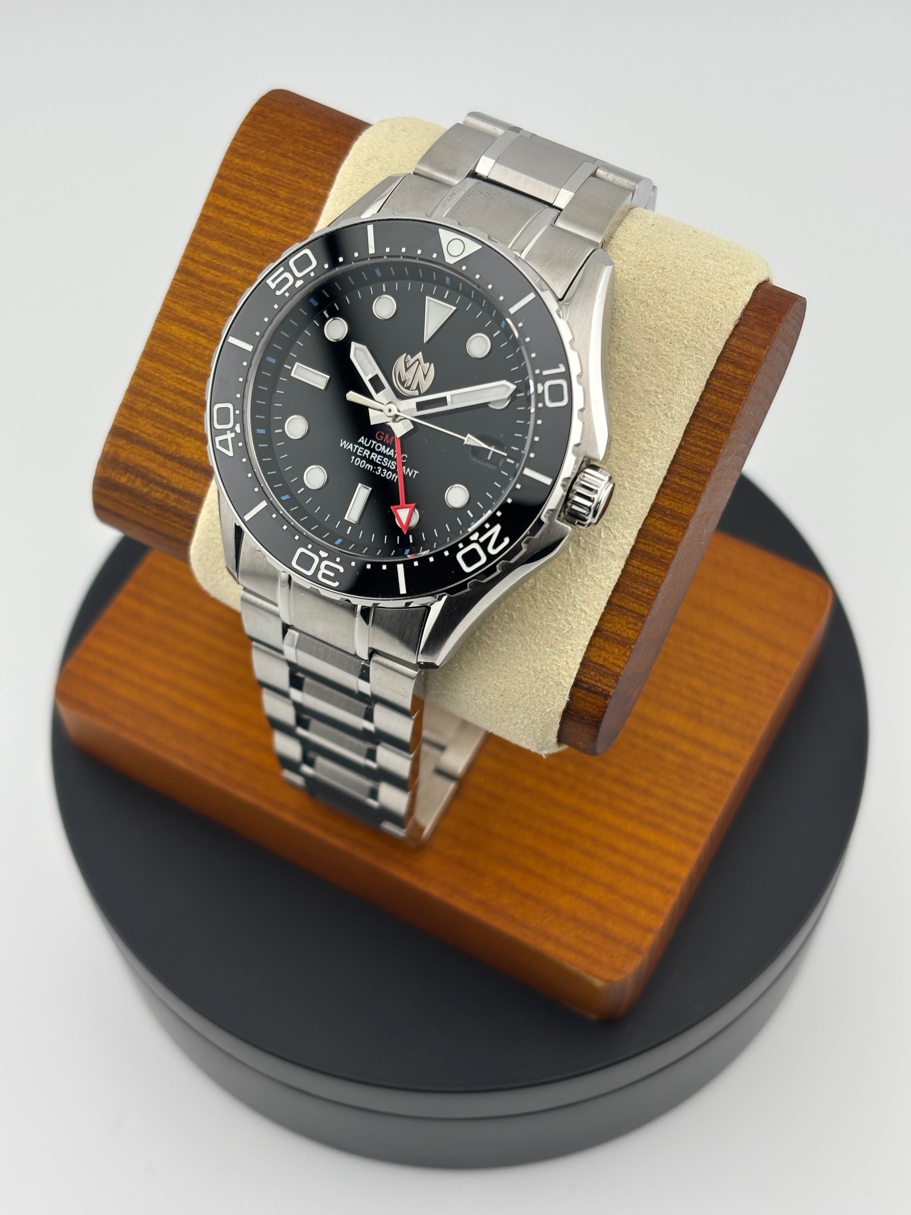 Vanguard GMT (Diver)