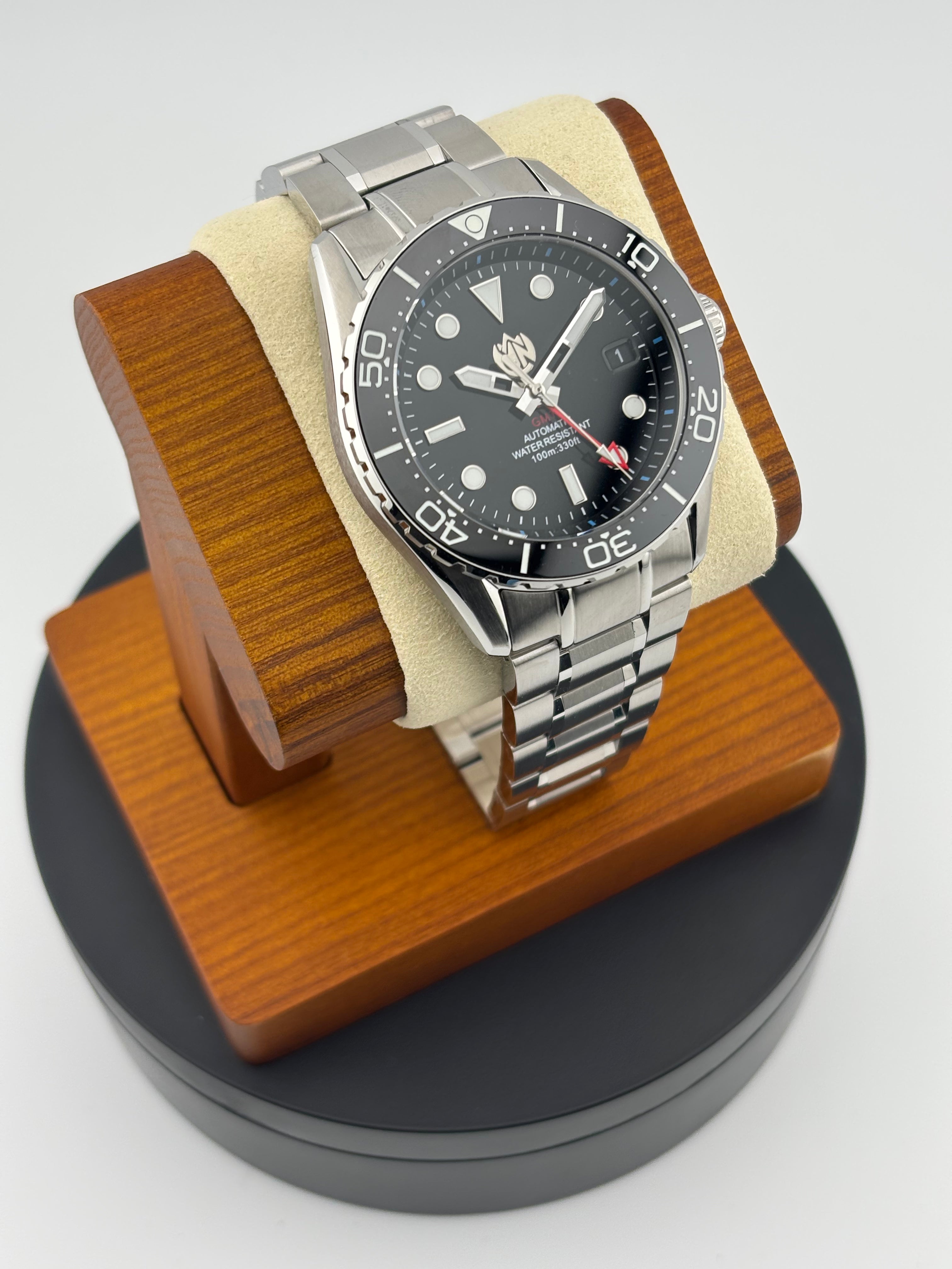 Vanguard GMT (Diver)