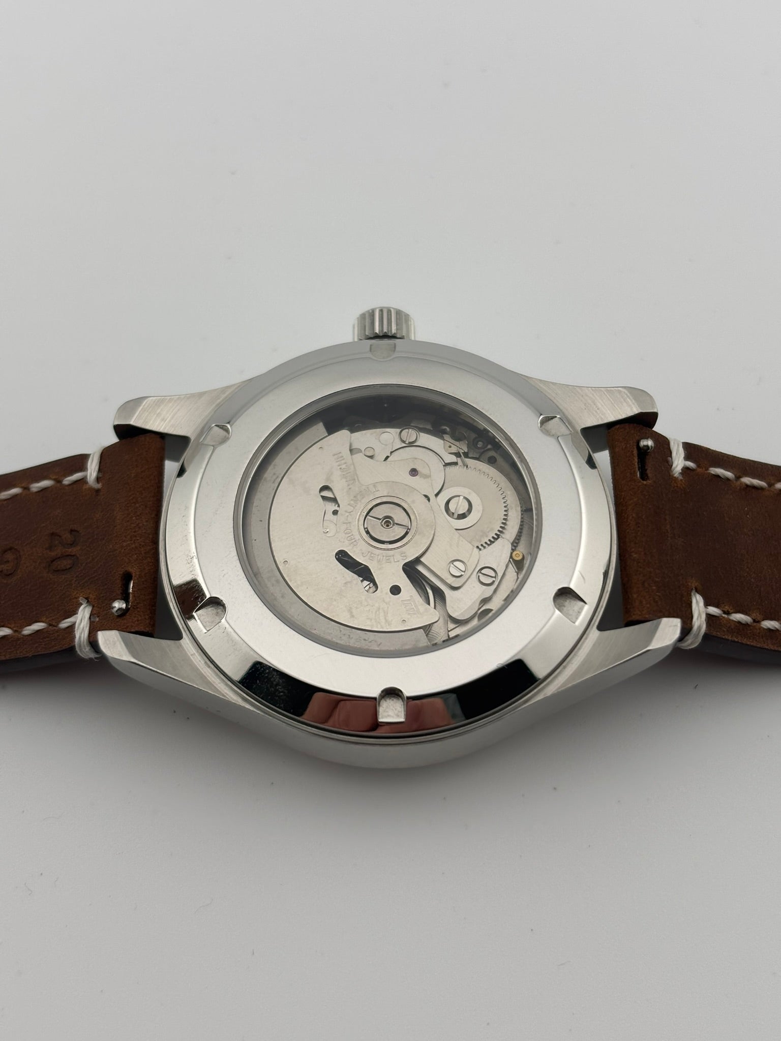 Cream Leather (Field)